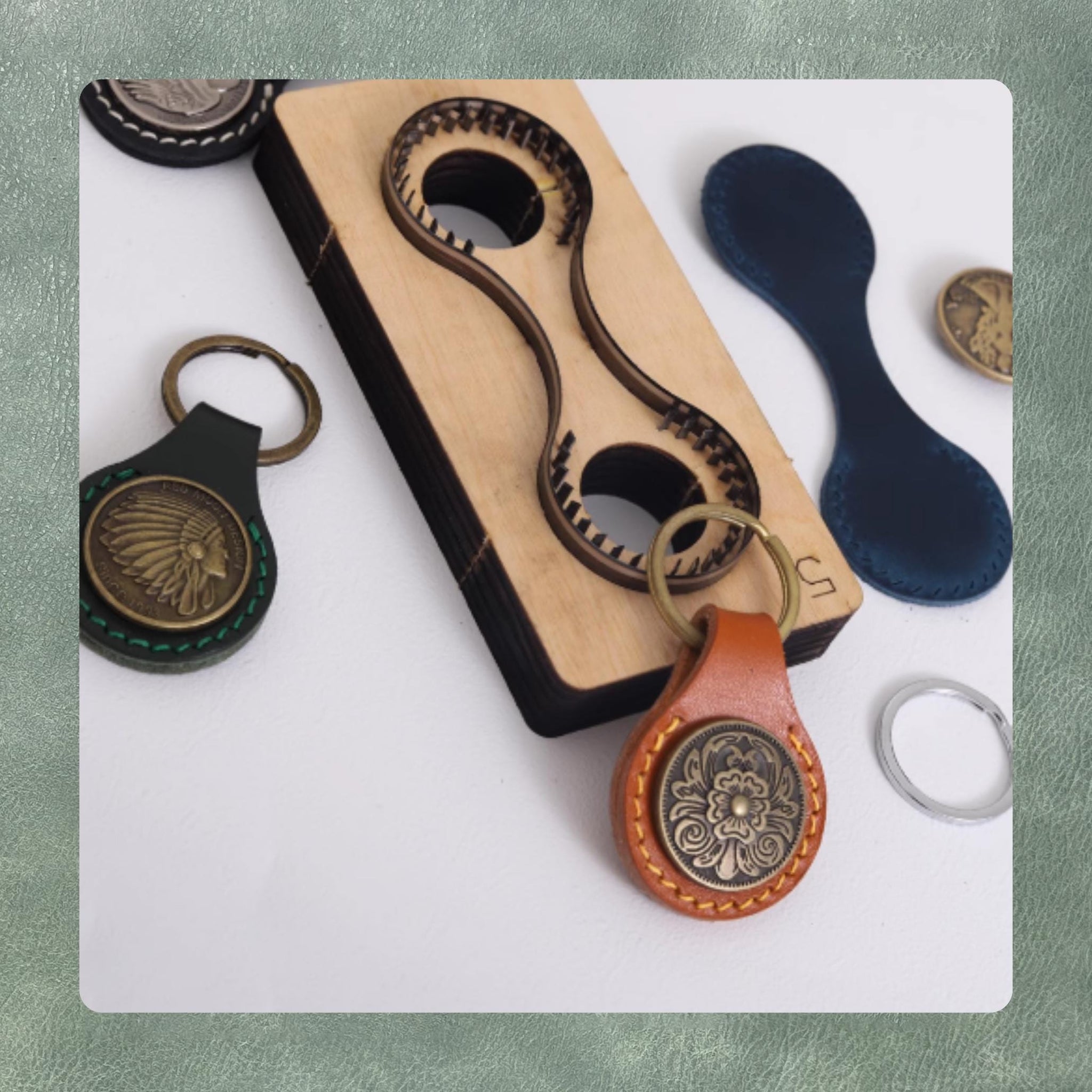 Custom Keychain Cutting Die - Precision Leather Punch Mold for DIY Crafts - Handmade Knife Die for Key Fobs & Accessories