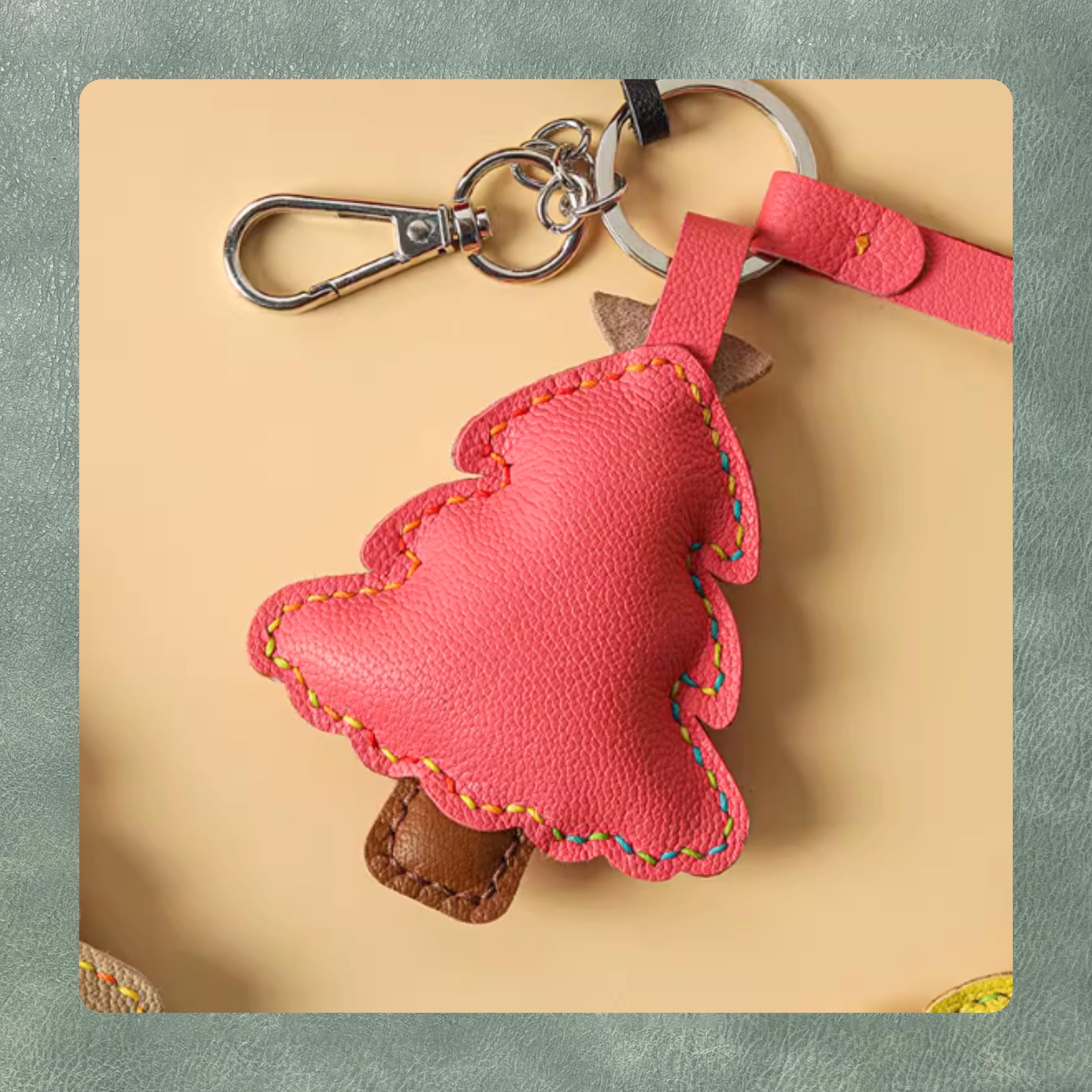 Leather Christmas tree keychain mold, custom holiday keychain pendant cutting mold, leather craft punching tool, the best gift for Christmas
