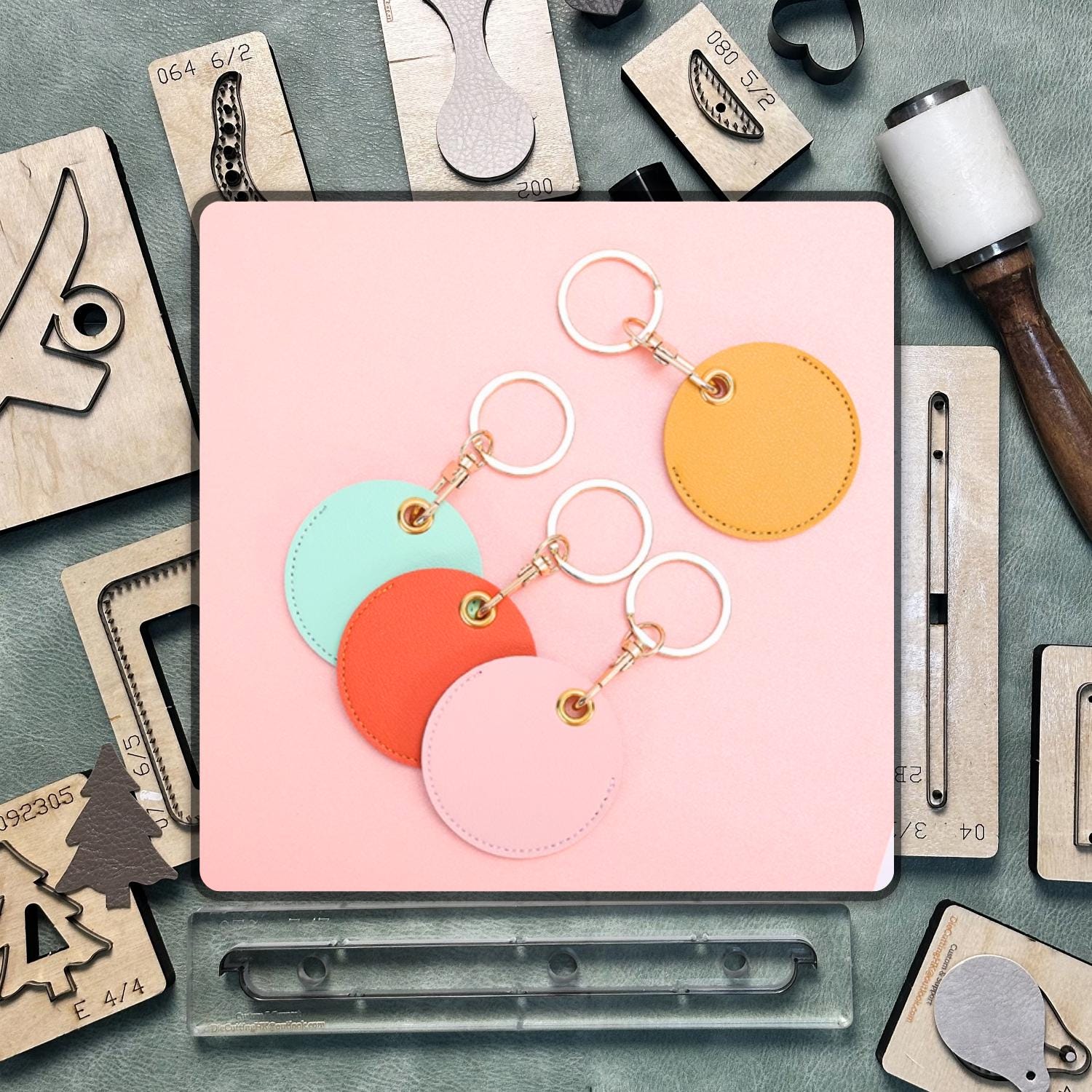 DIY round keychain cutting die/keychain pendant quality leather crafts punching tool cutting tool/Sizzix steel ruler cutting die