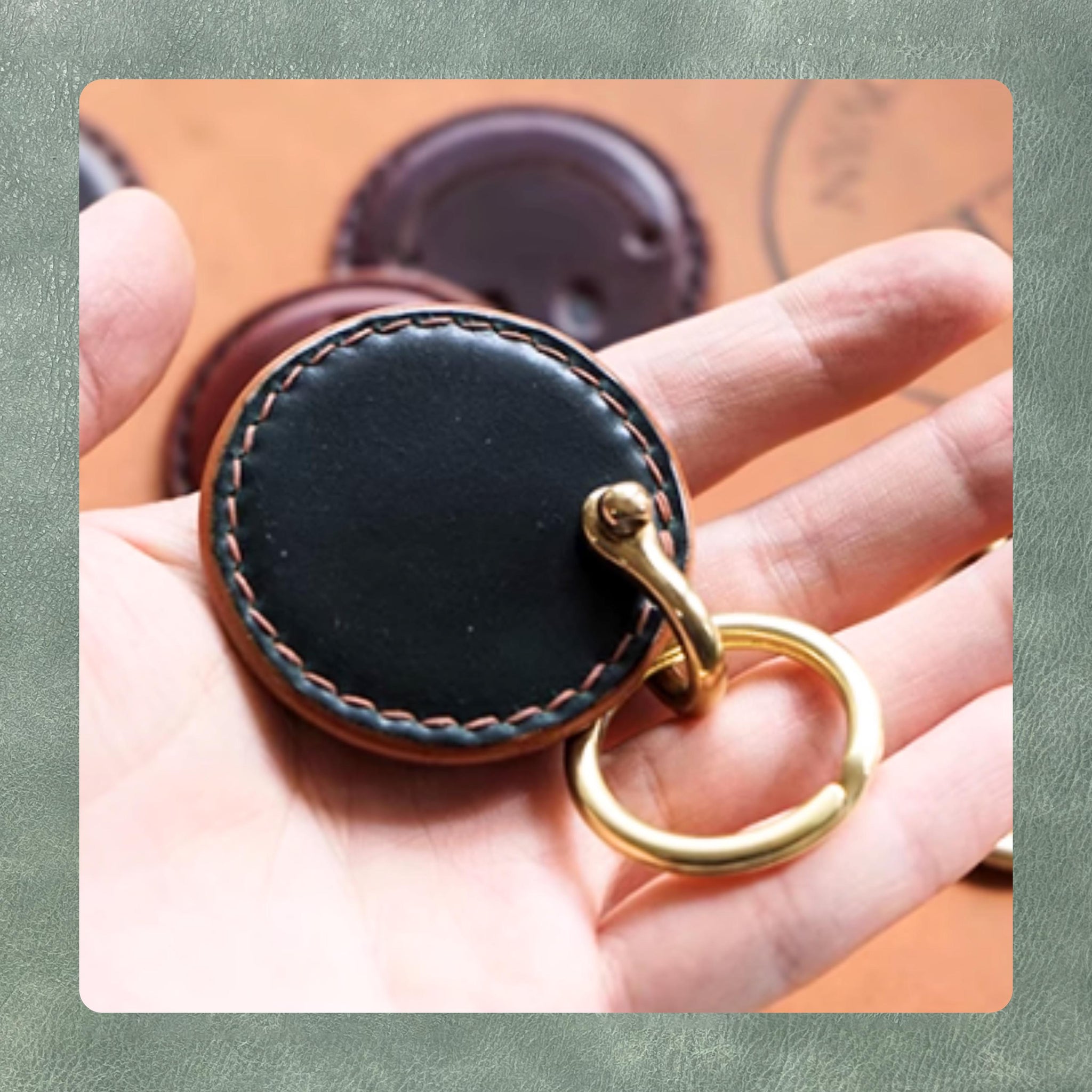 Smiley Face Round Keychain Leather Punch Tool/Handmade High Quality Steel Knife Metal Knife Die/Customized Leather Craft Cutting Kit