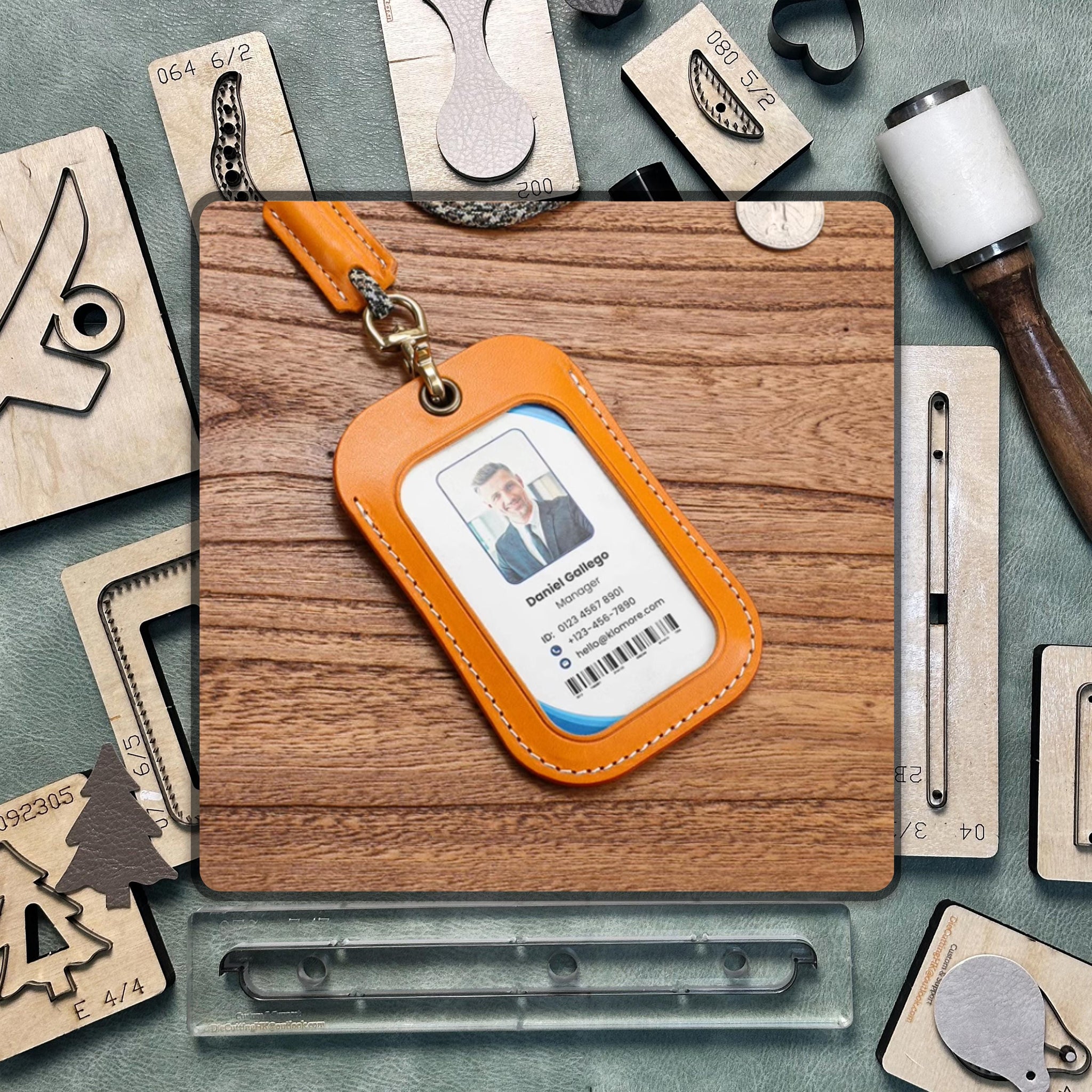 Work ID Holder Leather Die Cutting, Bus Card Holder Leather Craft Kraft Paper Tools for Cutting Leather, Fabric and Paper Personalized Dies